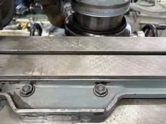 牧野フライス製作所 万能工具研削盤 C-40