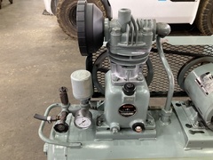 日立 0.75kWコンプレッサー 0.75P-9.5V5