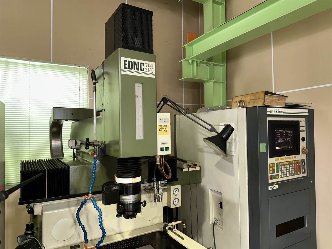 牧野フライス製作所 NC放電加工機（標準型） EDNC-32