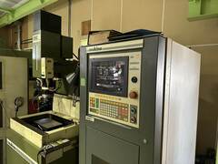 牧野フライス製作所 NC放電加工機（標準型） EDNC-32