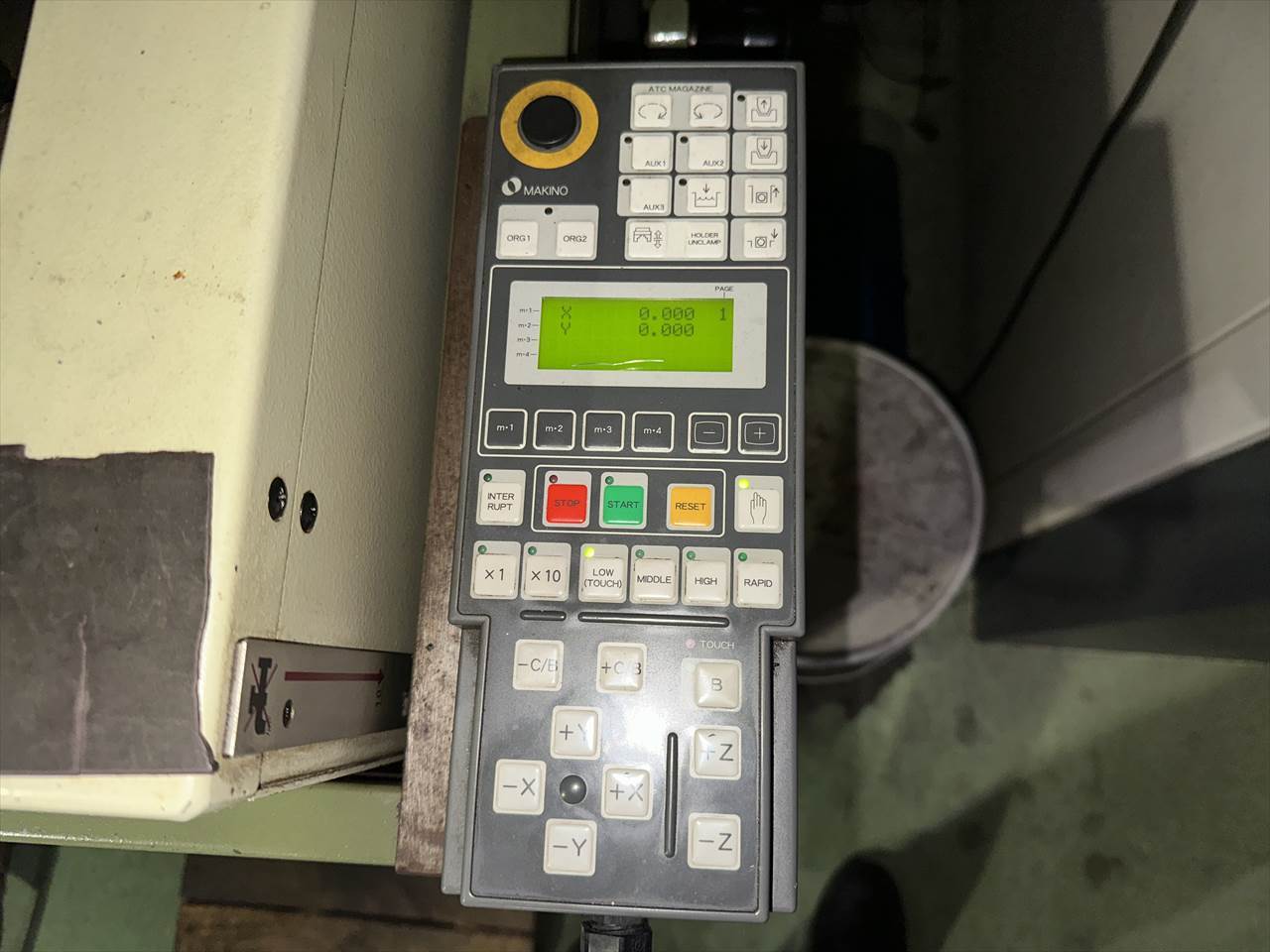 牧野フライス製作所 NC放電加工機（標準型） EDNC-32