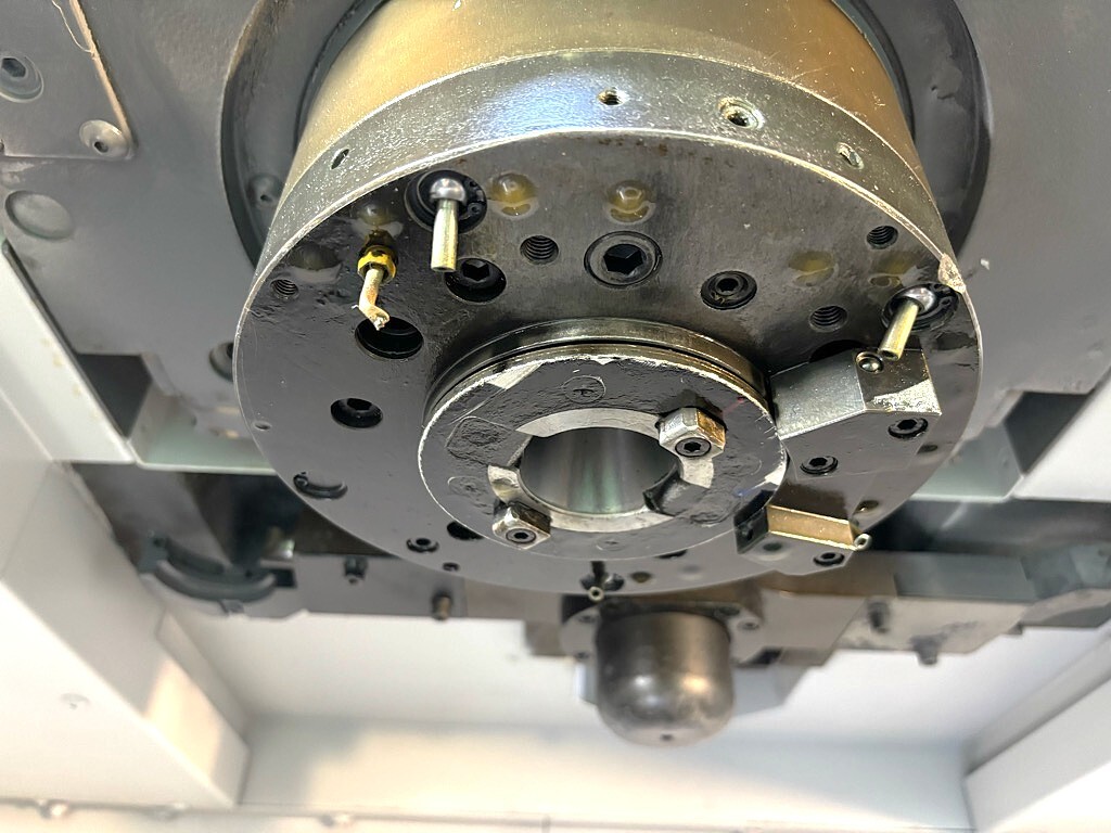 森精機 #4立マシニング NV4000DCG