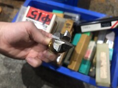 メーカー混在 切削工具1山 様々なメーカーやサイズがあります。