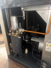 北越工業 22kwコンプレッサー SAS22VD-B