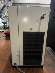 北越工業 22kwコンプレッサー SAS22VD-B