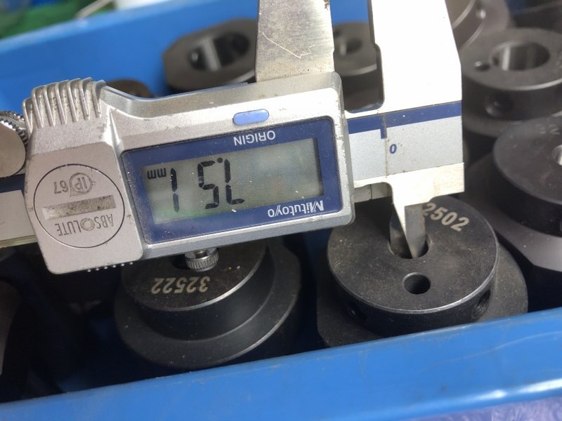 不明 切削工具のホルダー1山 【切削工具のホルダー1山】様々なメーカーやサイズがあります。