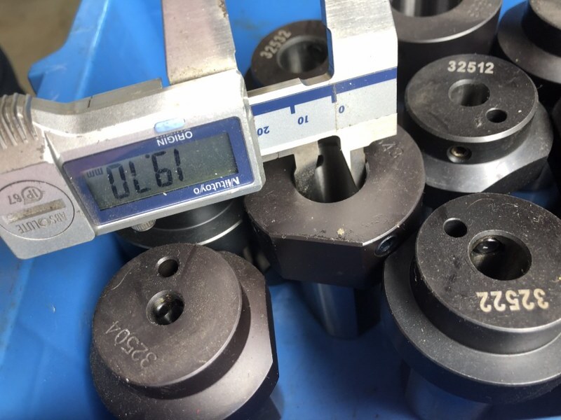 不明 切削工具のホルダー1山 【切削工具のホルダー1山】様々なメーカーやサイズがあります。