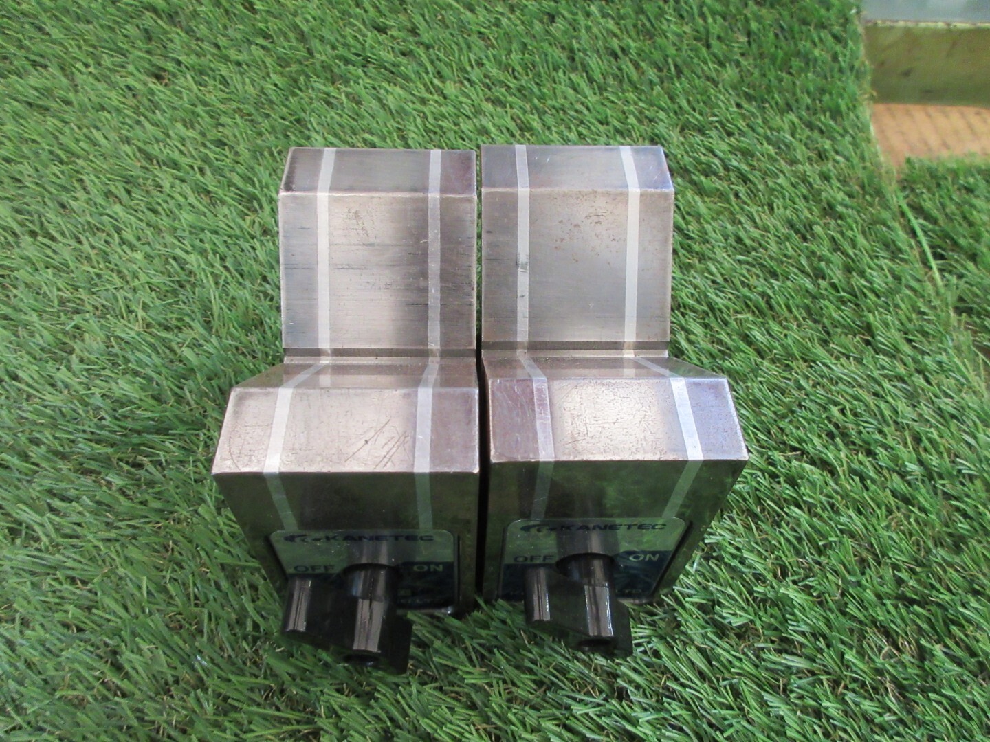 カネテック Vブロック KMV-80D