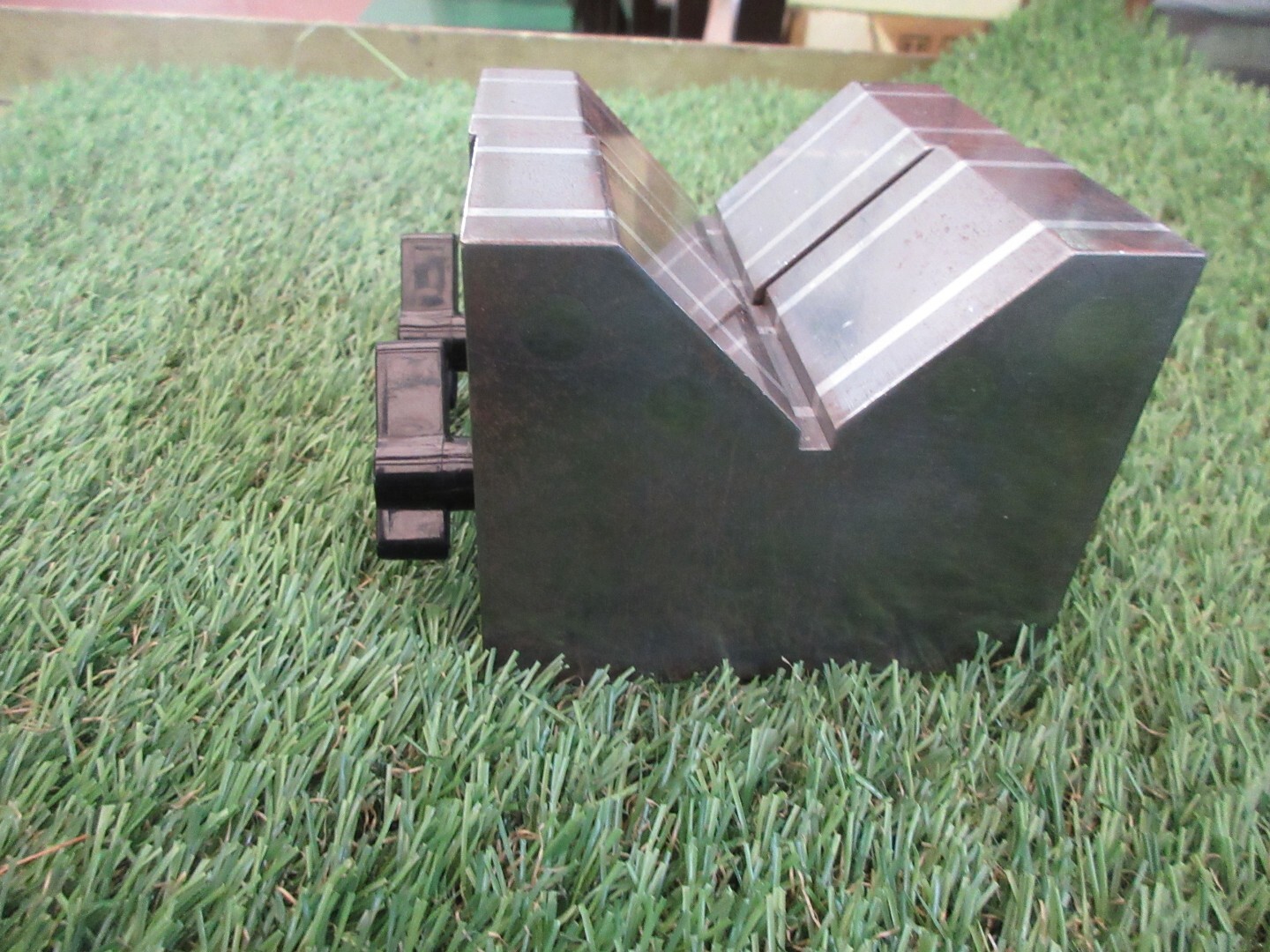 カネテック Vブロック KMV-80D