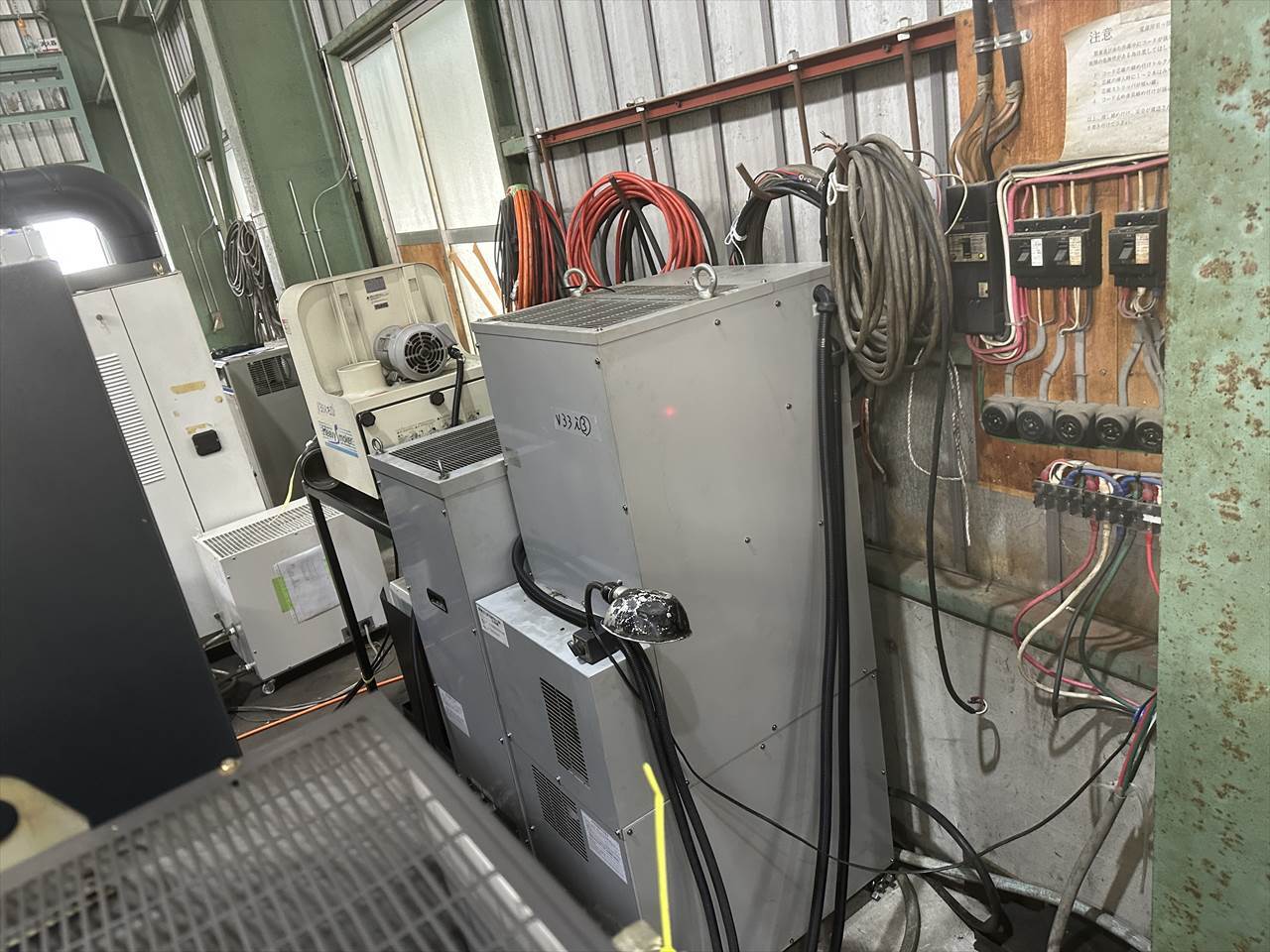 牧野フライス製作所 立型マシニングセンター(2面拘束型) V33i