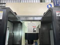 牧野フライス製作所 立型マシニングセンター(2面拘束型) V33i