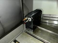 牧野フライス製作所 立型マシニングセンター(2面拘束型) V33i