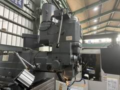 牧野フライス製作所 NC立フライス盤（ラム型） AVNC-74