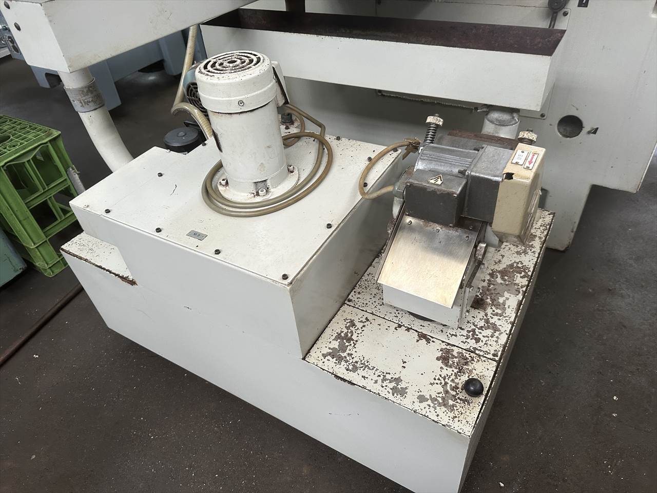 岡本工作機械製作所 平面研削盤 PSG-64DX