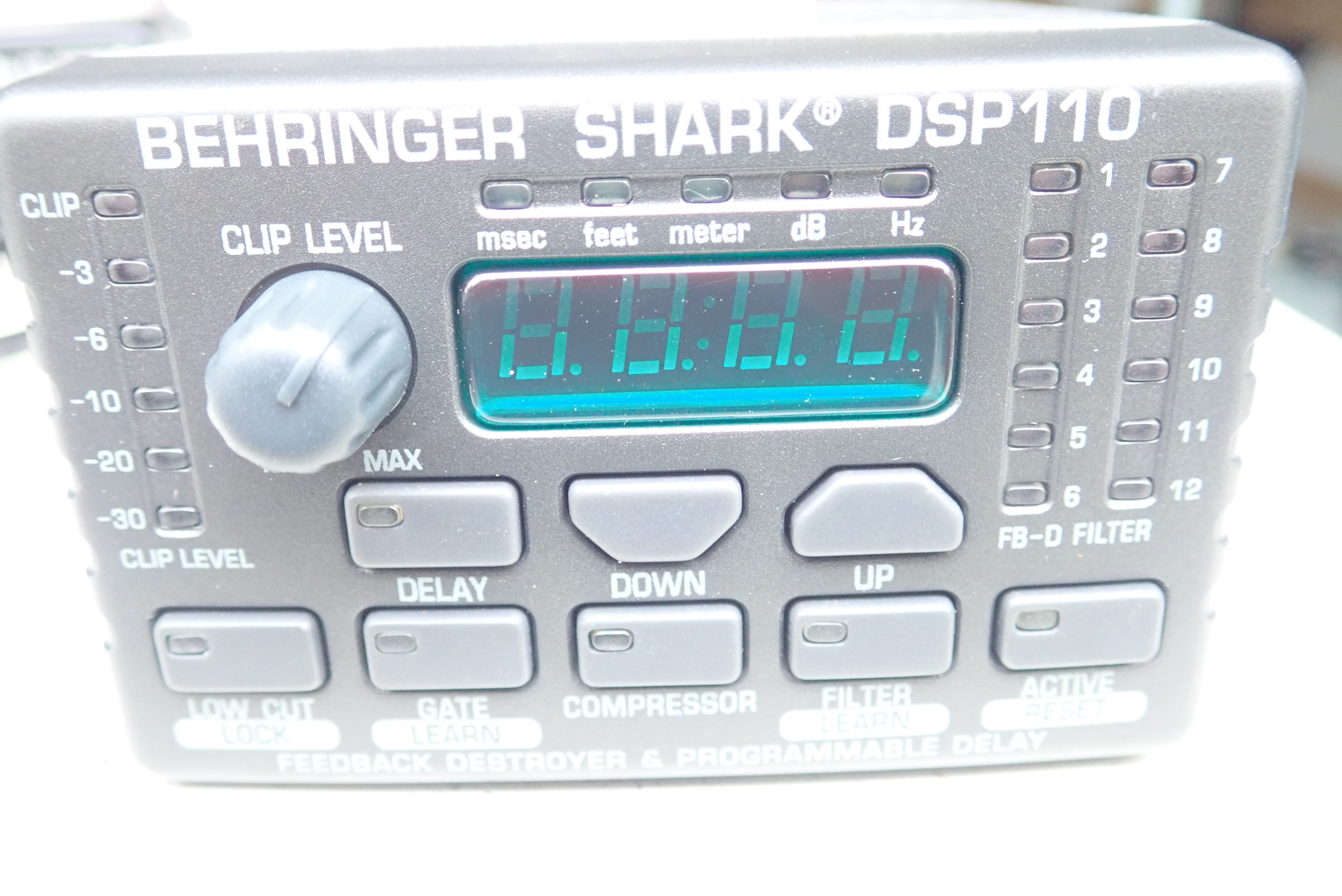BEHRINGER デジタルマルチファンクション　シグナルプロフェッサー SHARK DSP110