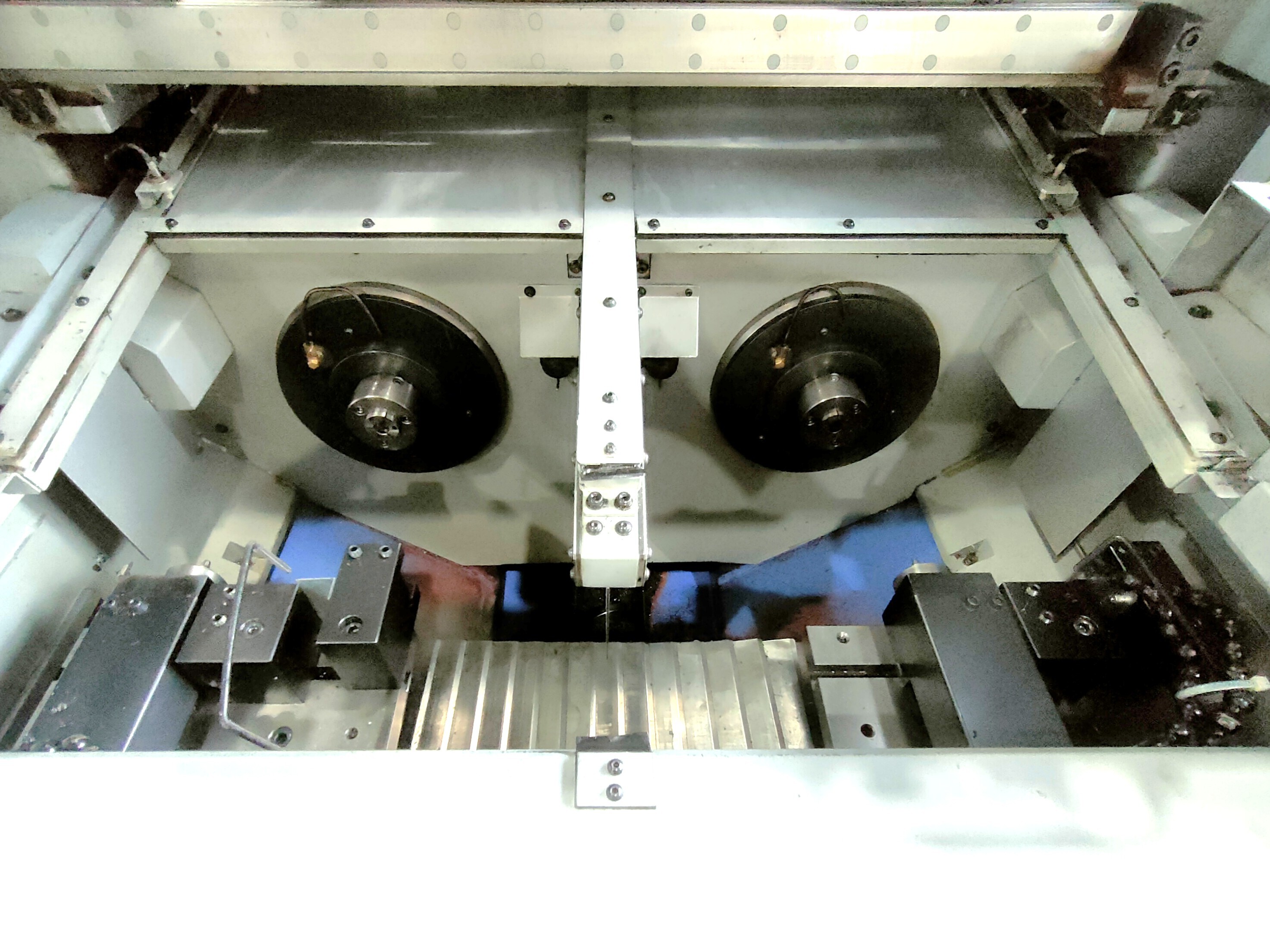 高松機械 NC平行2軸櫛刃型旋盤 XW-30
