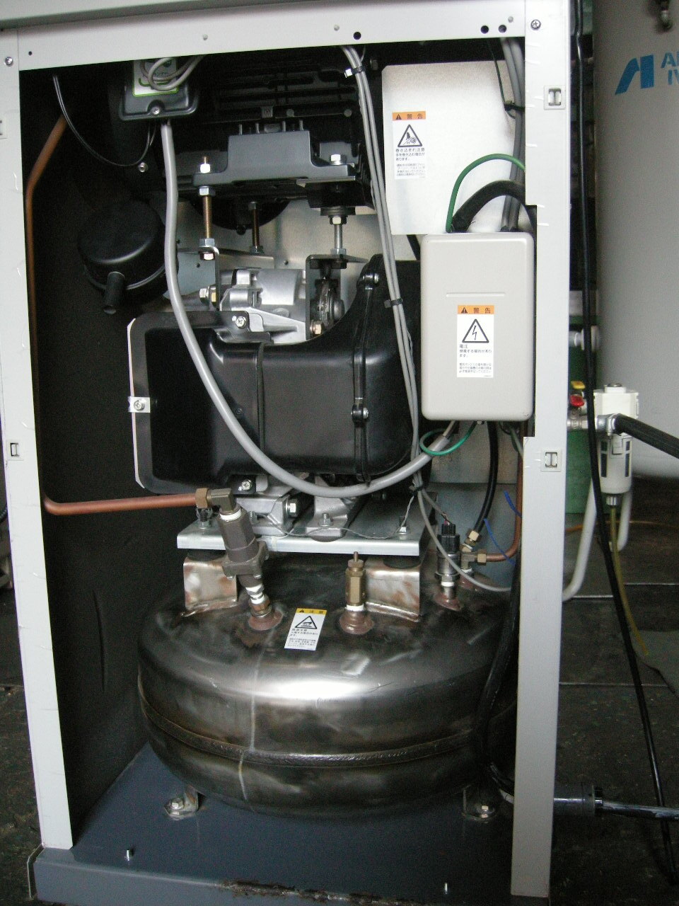 アネスト岩田 ３．７ｋｗコンプレッサー SLP-37EFD