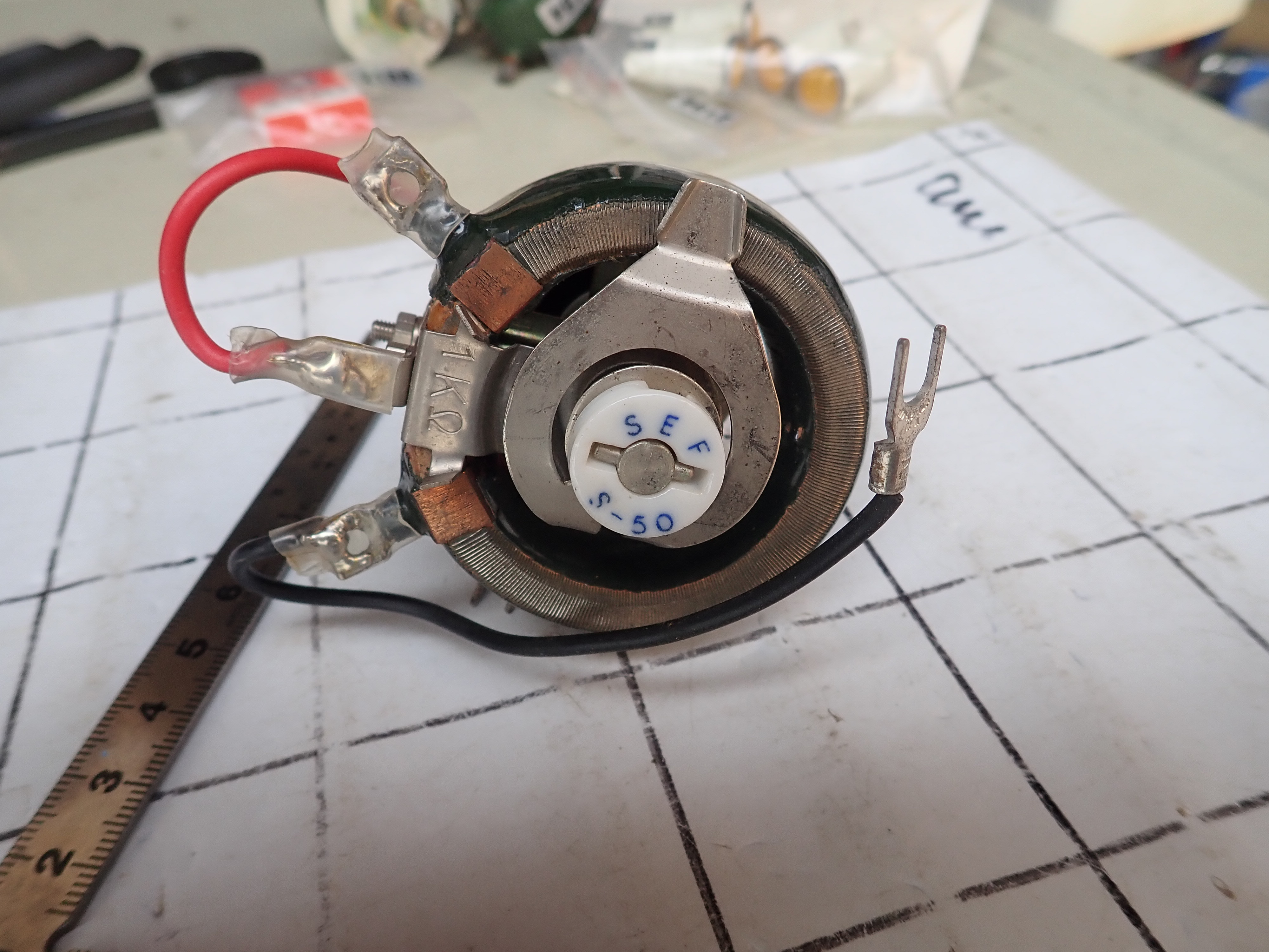 レオスタット　電力型巻線可変抵抗器　1kΩ