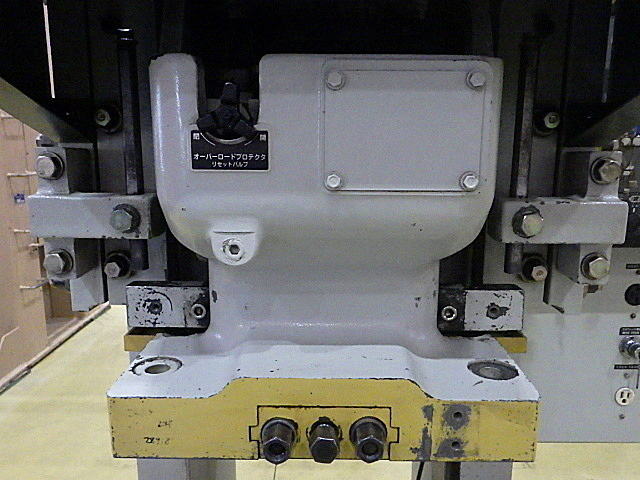 コマツ サーボプレス H1F45