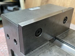 ナベヤ ロックタイト精密マシンバイス LTCV160H