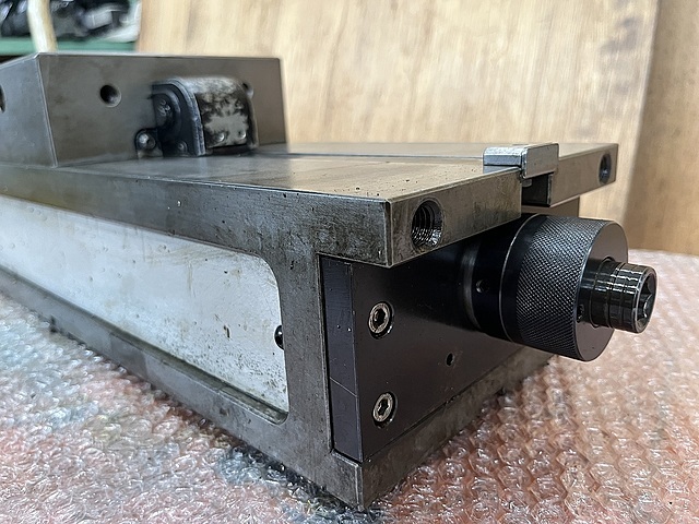 ナベヤ ロックタイト精密マシンバイス LTCV160H