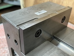 ナベヤ ロックタイト精密マシンバイス LTCV160H