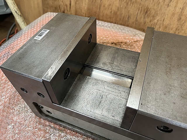 ナベヤ ロックタイト精密マシンバイス LTCV160H