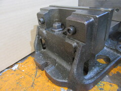 不明 バイス 口幅210mm　口高67mm　口開140mm