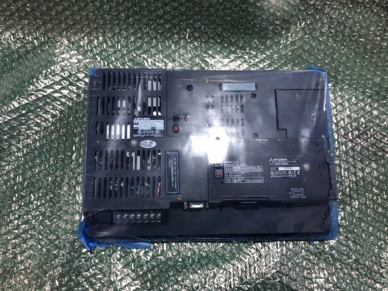 三菱/MITSUBISHI グラフィックオペレーションターミナル A975GOT-TBA-B