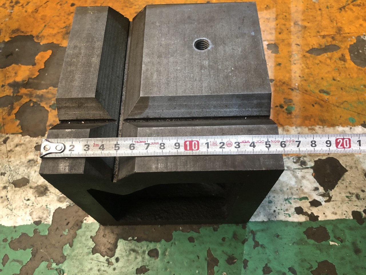 V溝付桝型ブロック W160xD160xH160(mm) V33/V27