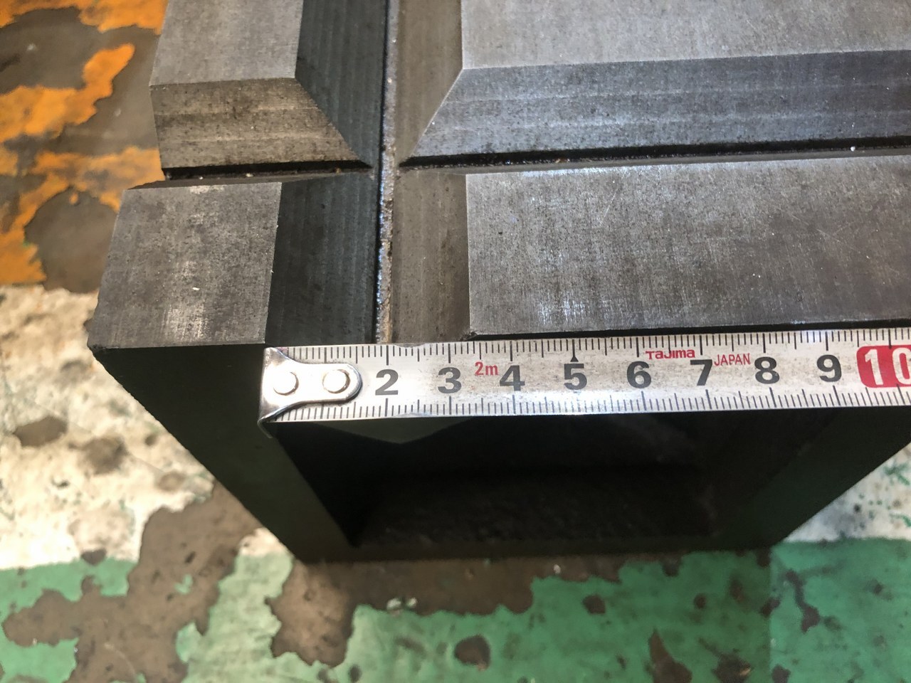 V溝付桝型ブロック W160xD160xH160(mm) V33/V27