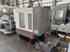 キラ 立マシニング（BT30） VTC-30