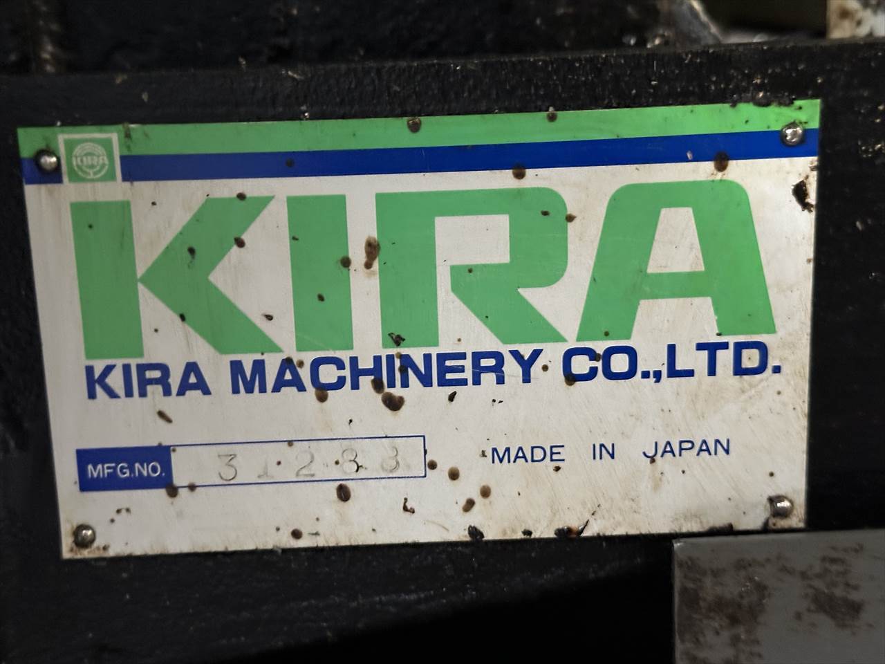 キラ 立マシニング（BT30） VTC-30