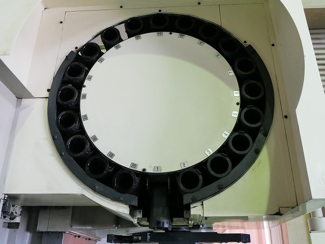大隈豊和機械 立形マシニングセンタ MILLAC-611V
