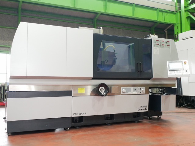 岡本工作機械 600×600平面研削盤 PSG66CA1
