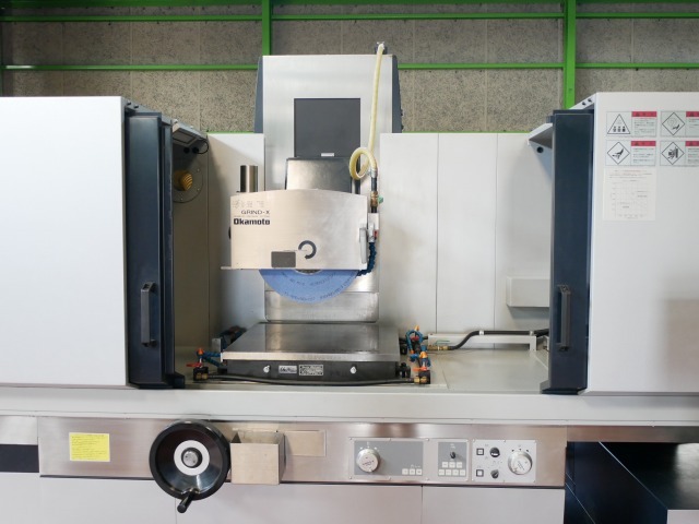 岡本工作機械 600×600平面研削盤 PSG66CA1