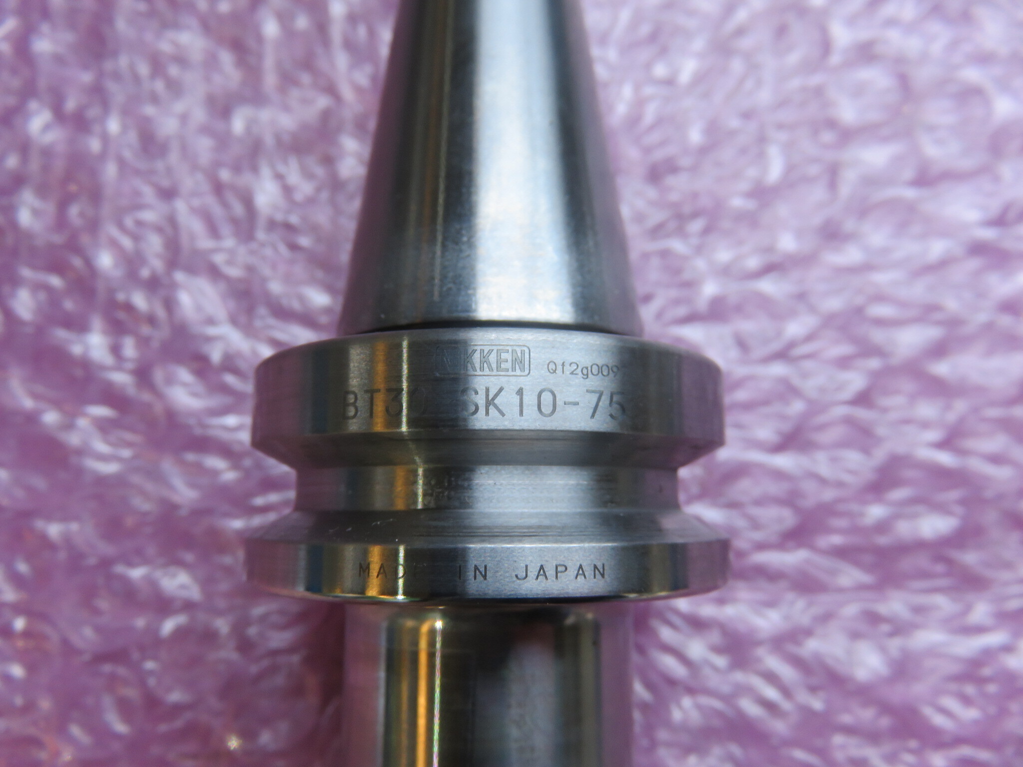 日研工作所 スリムチャック BT30-SK10-75