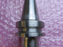 日研工作所 スリムチャック BT30-SK10-75