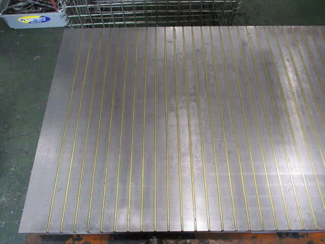 KANETSU｜カネツー	 電磁チャック（研削用） 900X400