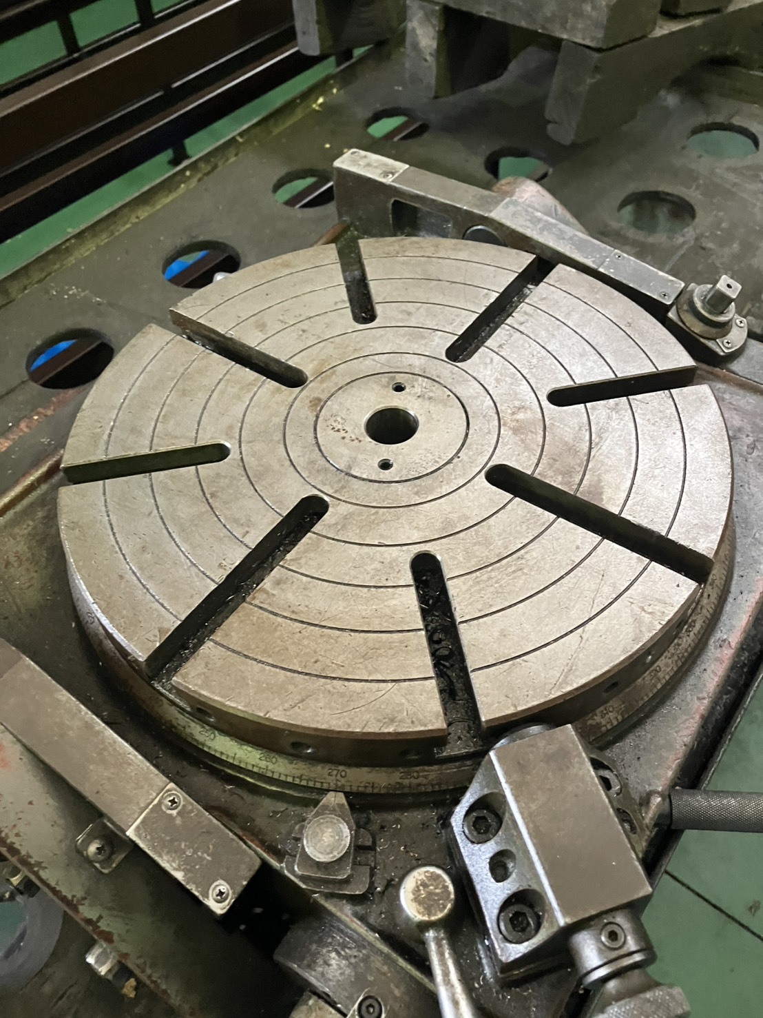 日研 傾斜円テーブル NST-300HP