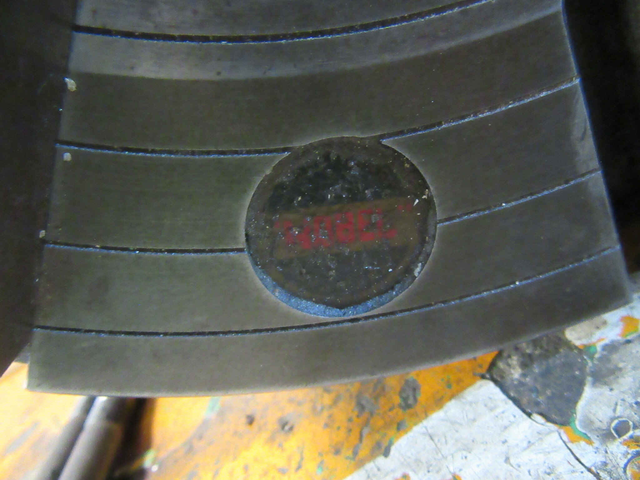 NOBEL インデペンデントチャック 外径：300