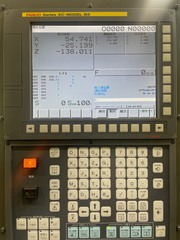 ファナック #30立形マシニングセンタ α-D14MiA5