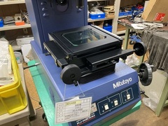 MITUTOYO｜ミツトヨ 投影機 PJ-A3000