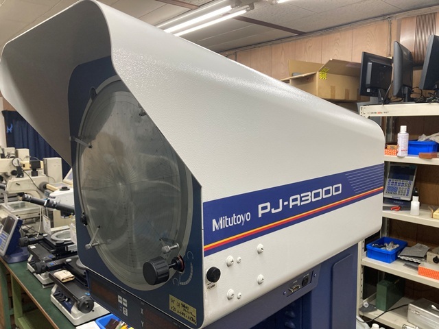 MITUTOYO｜ミツトヨ 投影機 PJ-A3000