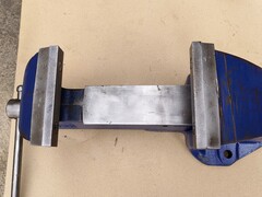 ナベヤ 万力 LEAD150