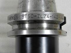 日研工作所 タッパチャック BT50-ZL24-142