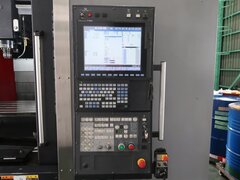 大阪機工 立型マシニングセンター(ＢＴ５０型) VM76R