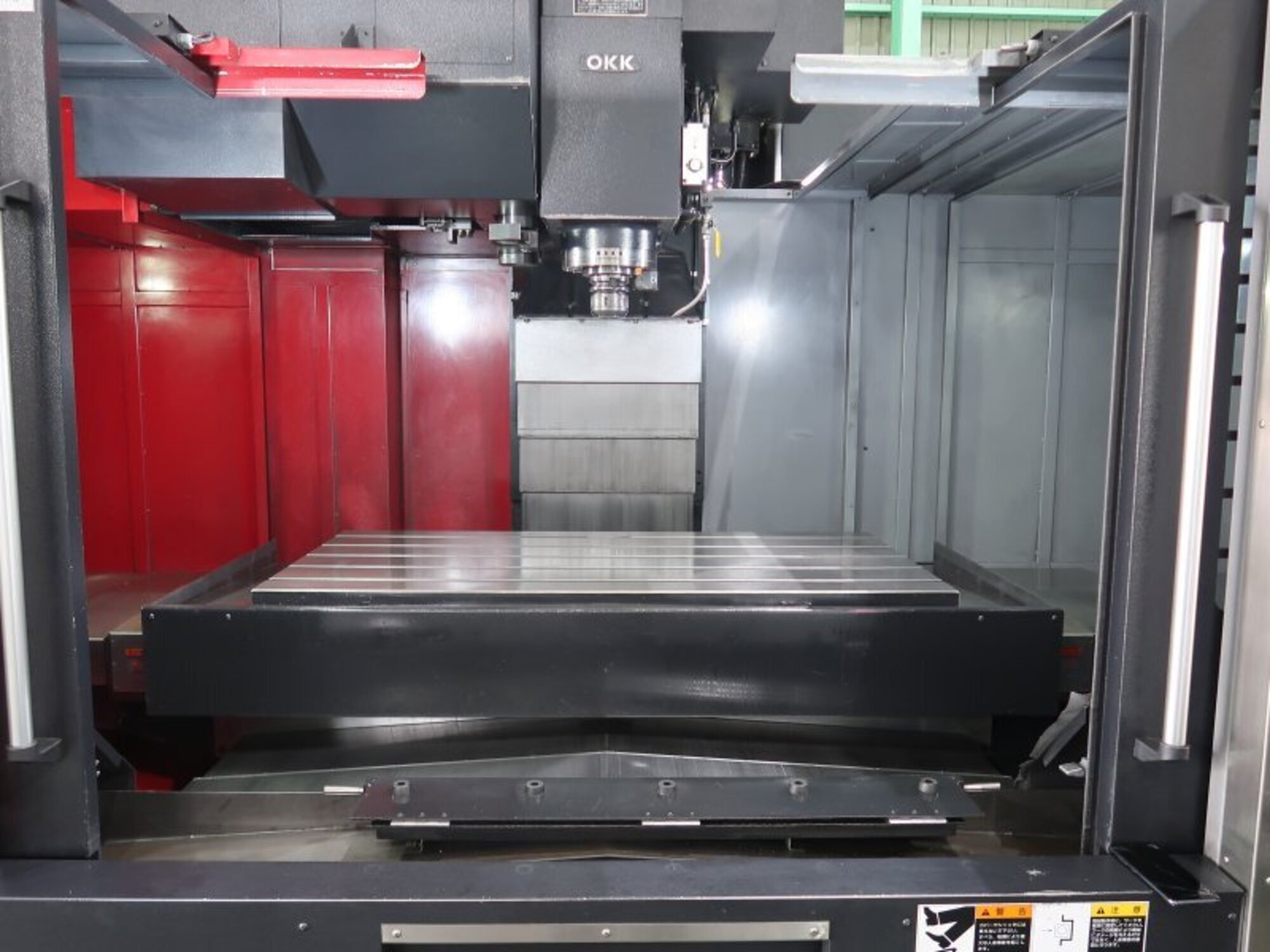 大阪機工 立型マシニングセンター(BT50型) VM76R