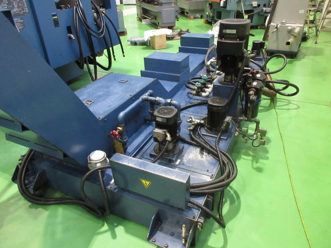 松浦機械 立型マシニングセンター R.PLUS-800