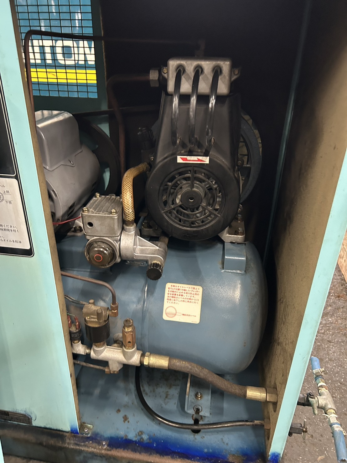 イワタ 0.75kwコンプレッサー COMPAC07P